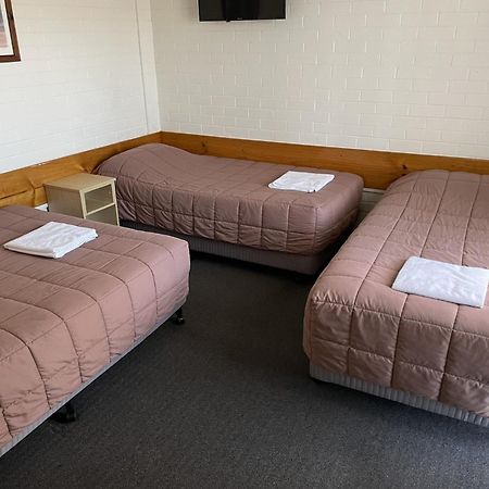 Homestead Motel Ντούμπο Εξωτερικό φωτογραφία